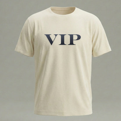 تيشيرت وهودي VIP بتصميم بسيط وأنيق